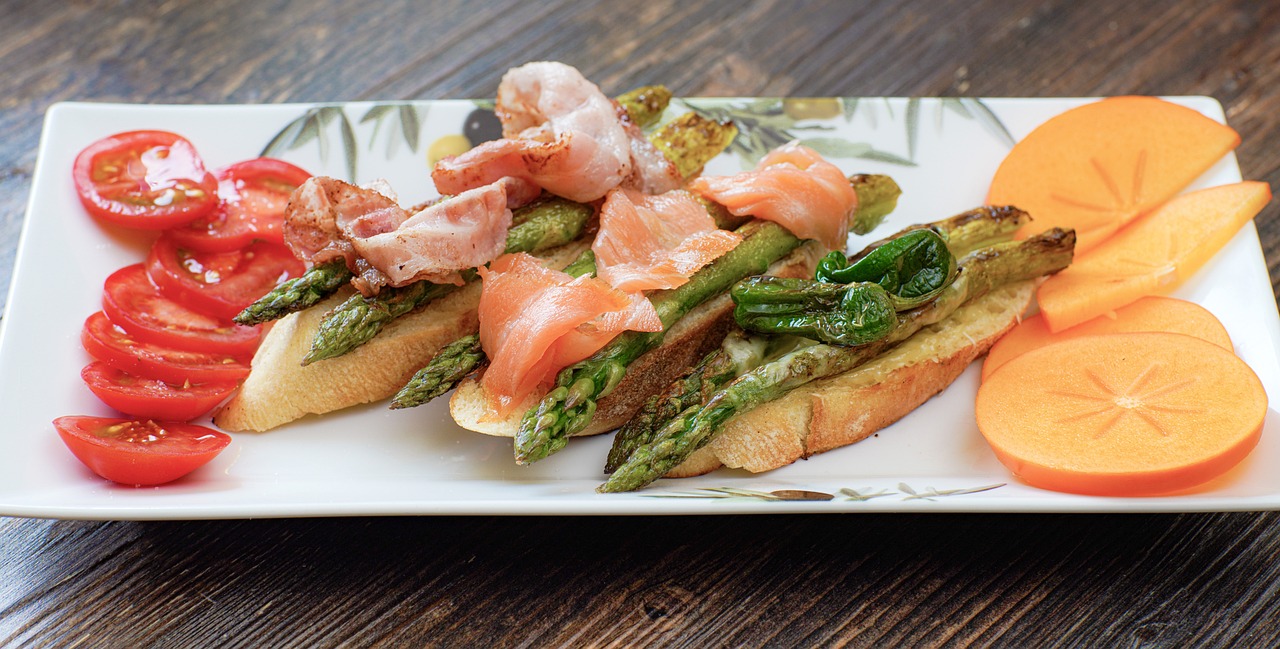 groene-asperges-met-stokbrood.jpeg Afbeelding